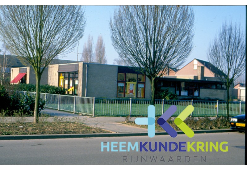 Lobith (5) 03-1990 kinderopvang de Berenboot NW Komstraat
